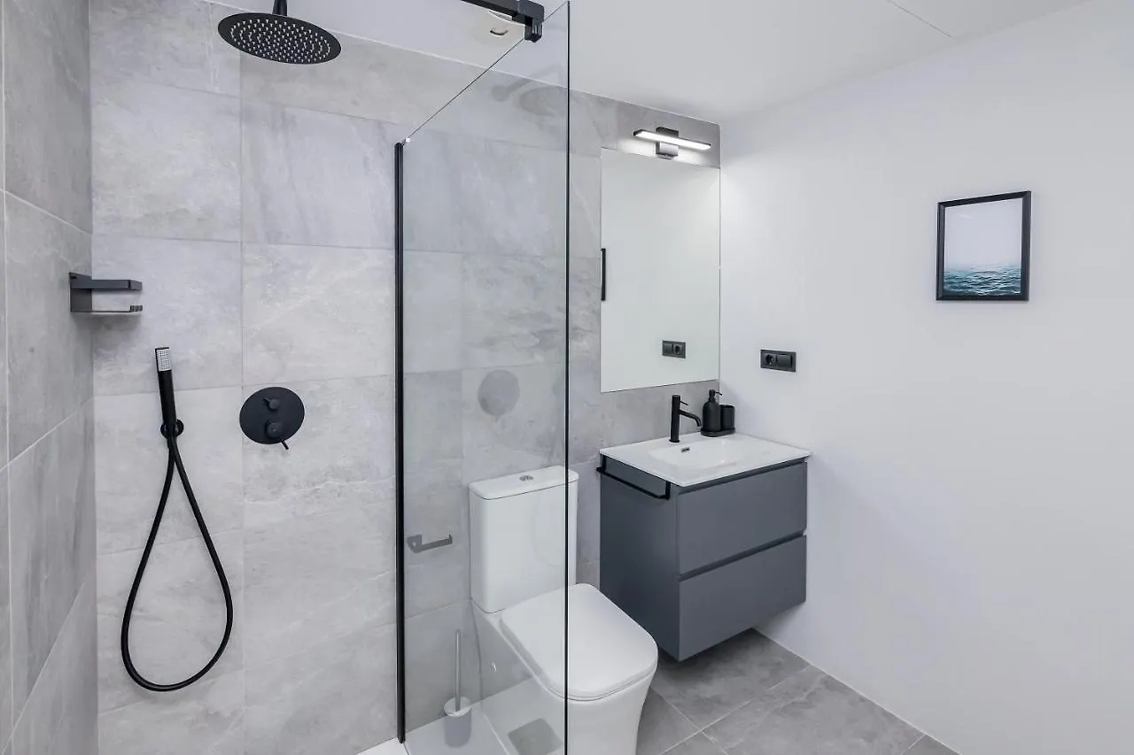 Lovely Ollerias City Center Malaga Apartment
