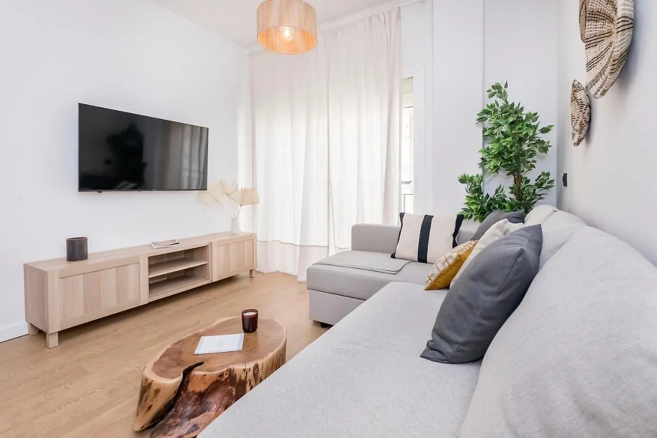 Apartment Lovely Ollerias City Center Malaga Spain